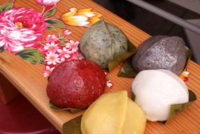 創意在地料理及米食推廣。 