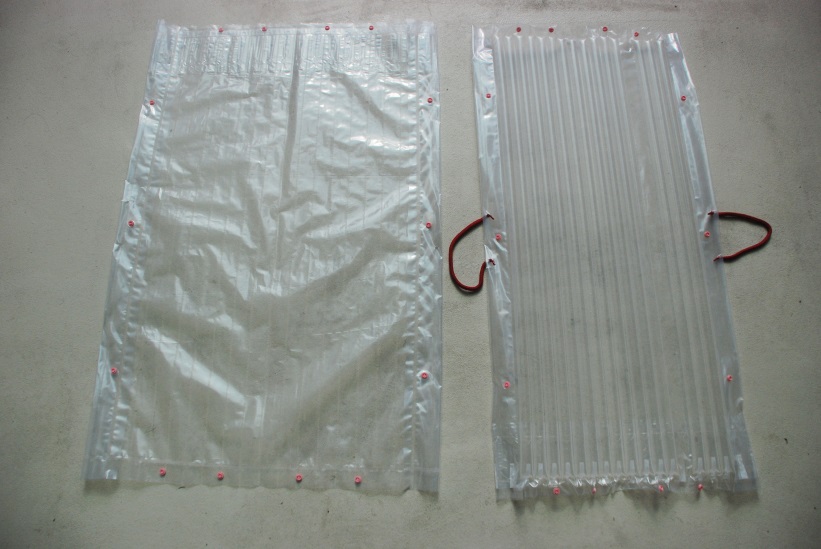 「緩衝氣柱袋」未充氣時為薄片狀，體積小，不佔儲藏空間。