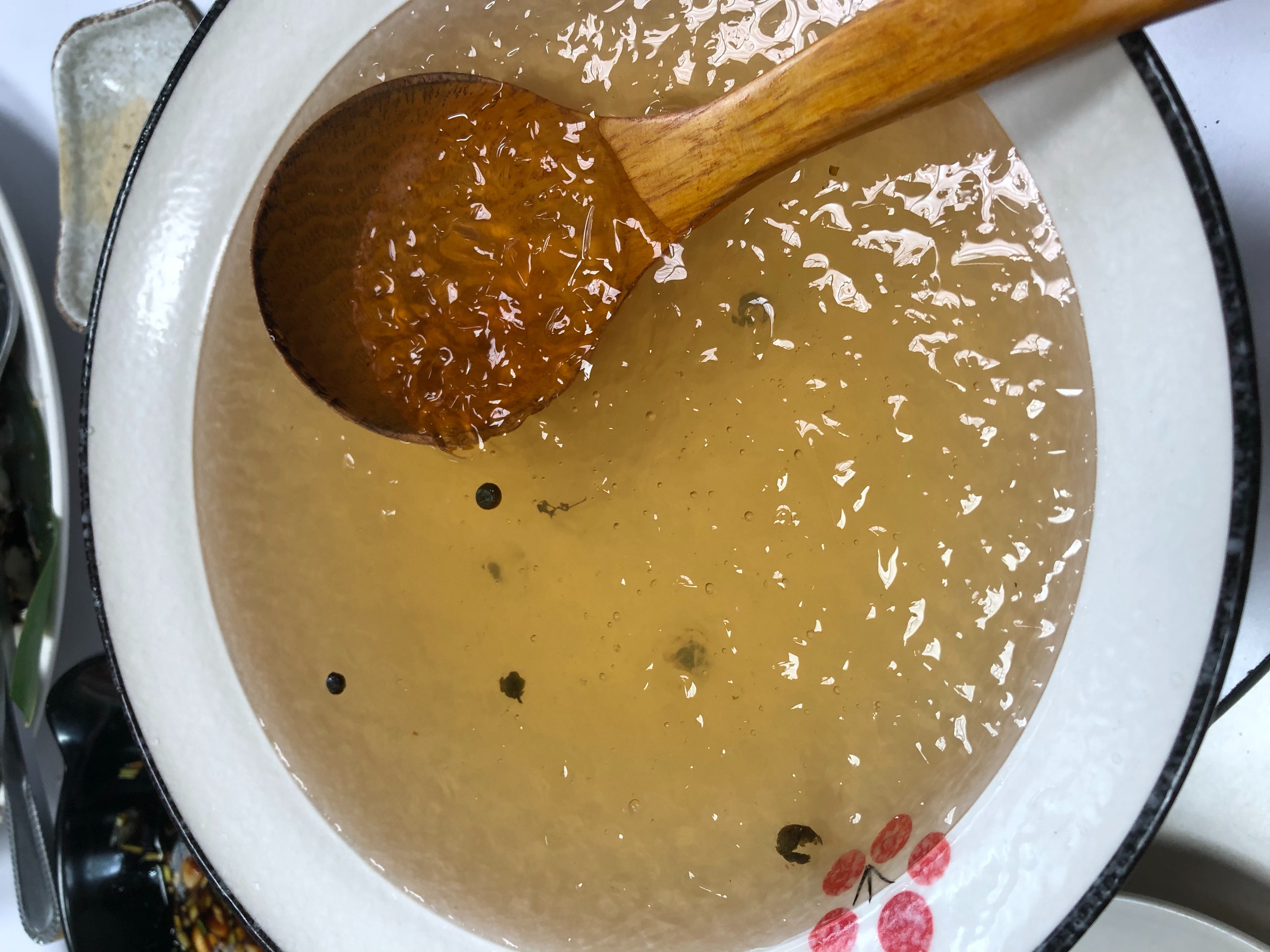 馬告愛玉露,調味出美味的甜品。