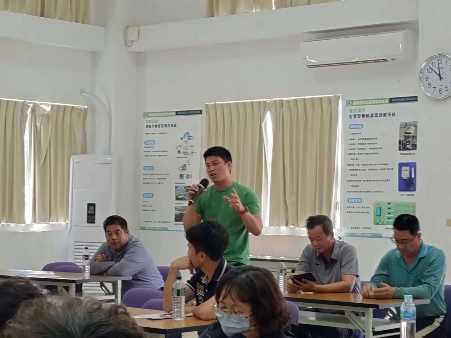 圖3.與會來賓及農友提問並進行經驗分享。