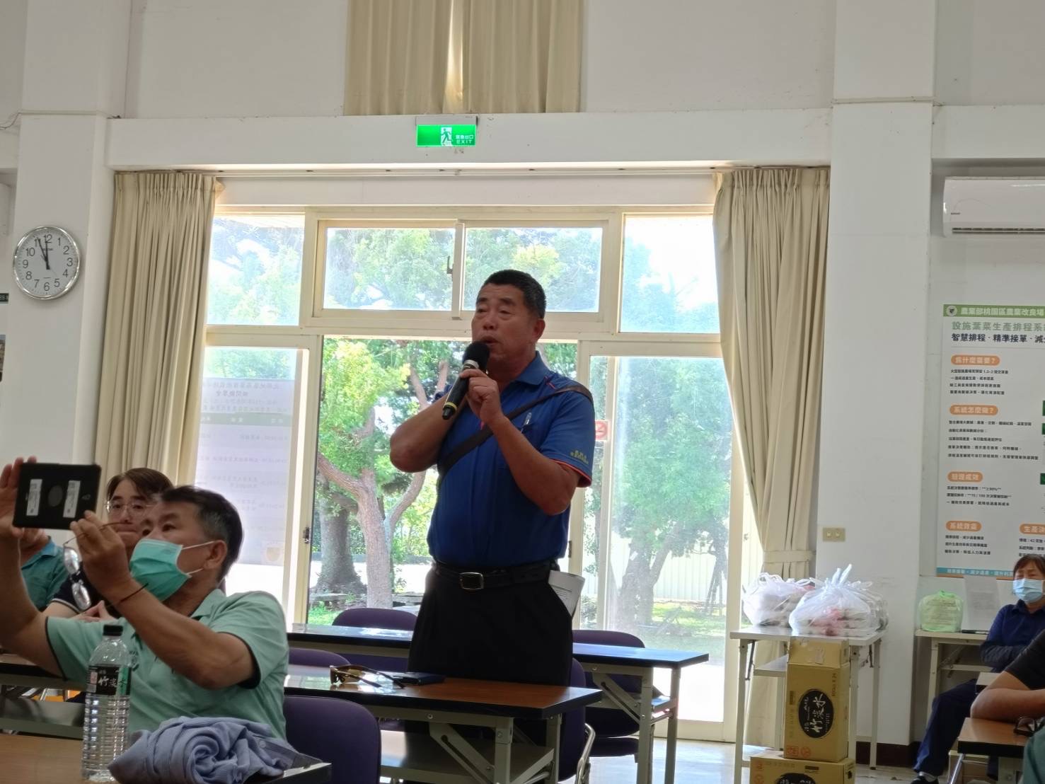 圖3.與會來賓及農友提問並進行經驗分享。